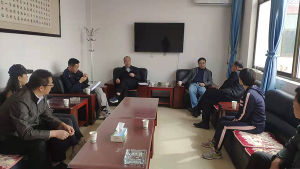甘肃省林草局及甘农大专家检查指导兰州市种苗工作照片1